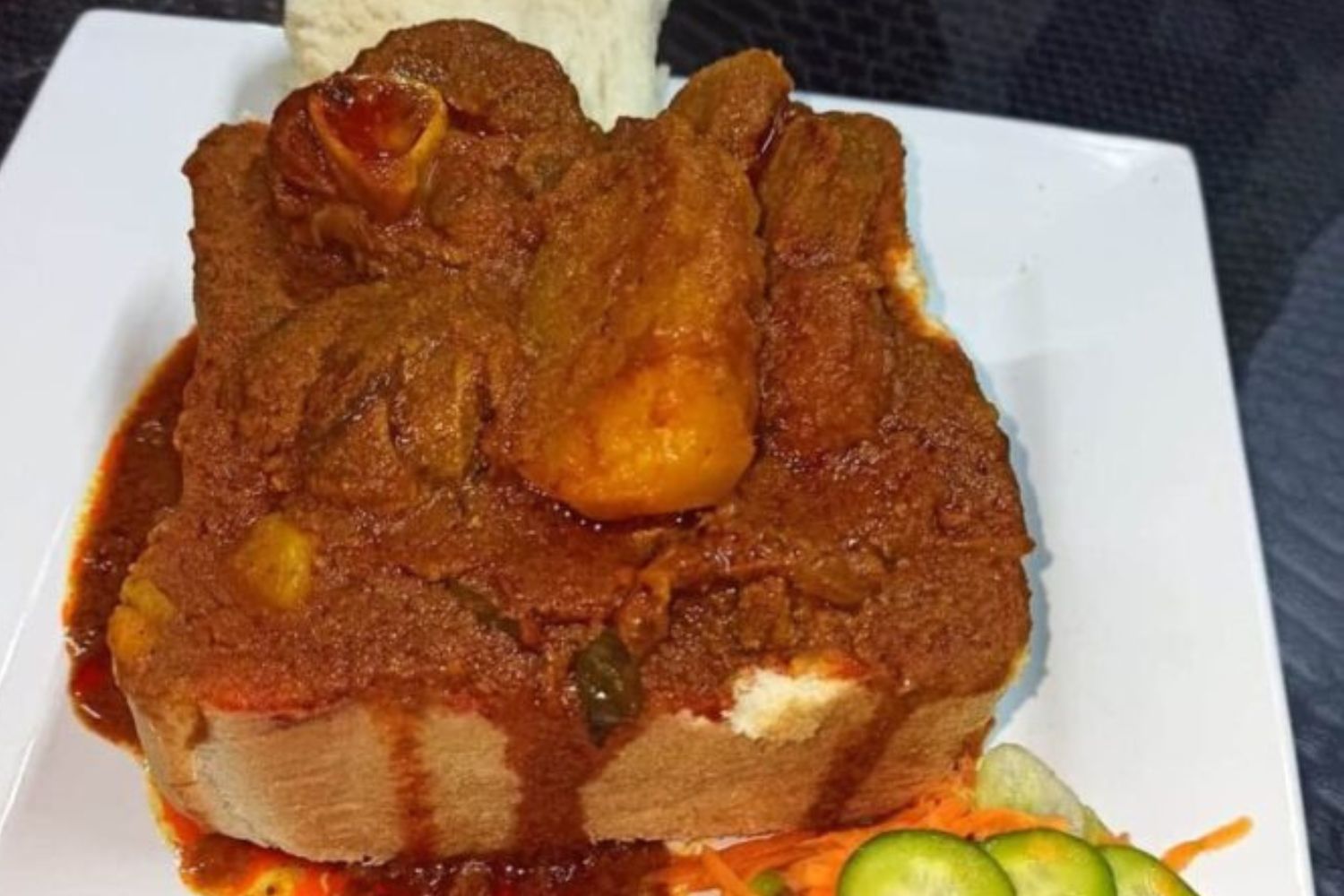 Traditional lamb bunny chow