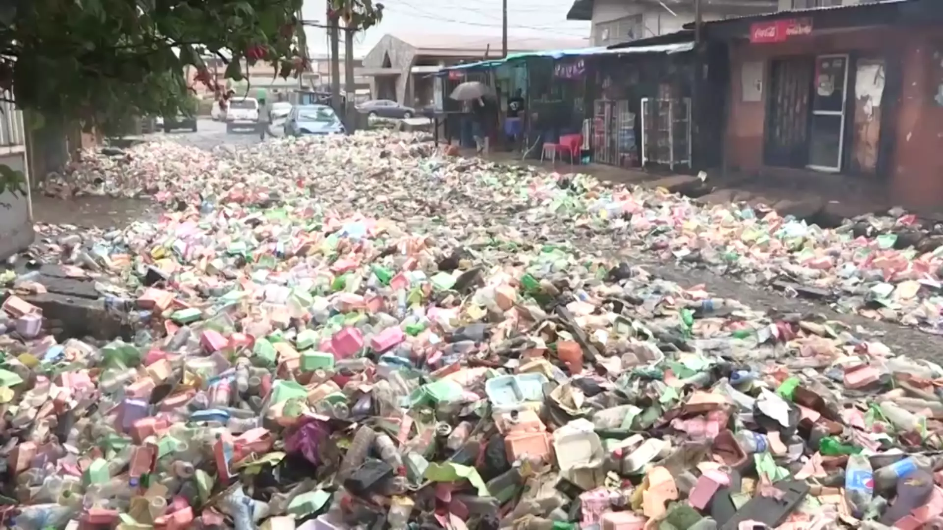 Nigeria bans single-use plastics